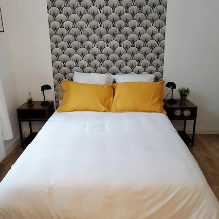 Au Pied Des Remparts ... Булонь-сюр-Мер